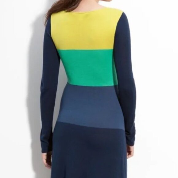 BCBGMAXAZRIA Nomia Silk Blend Color Block Cut Out Midi Dress Lightweight Knit - Picture 3 of 15